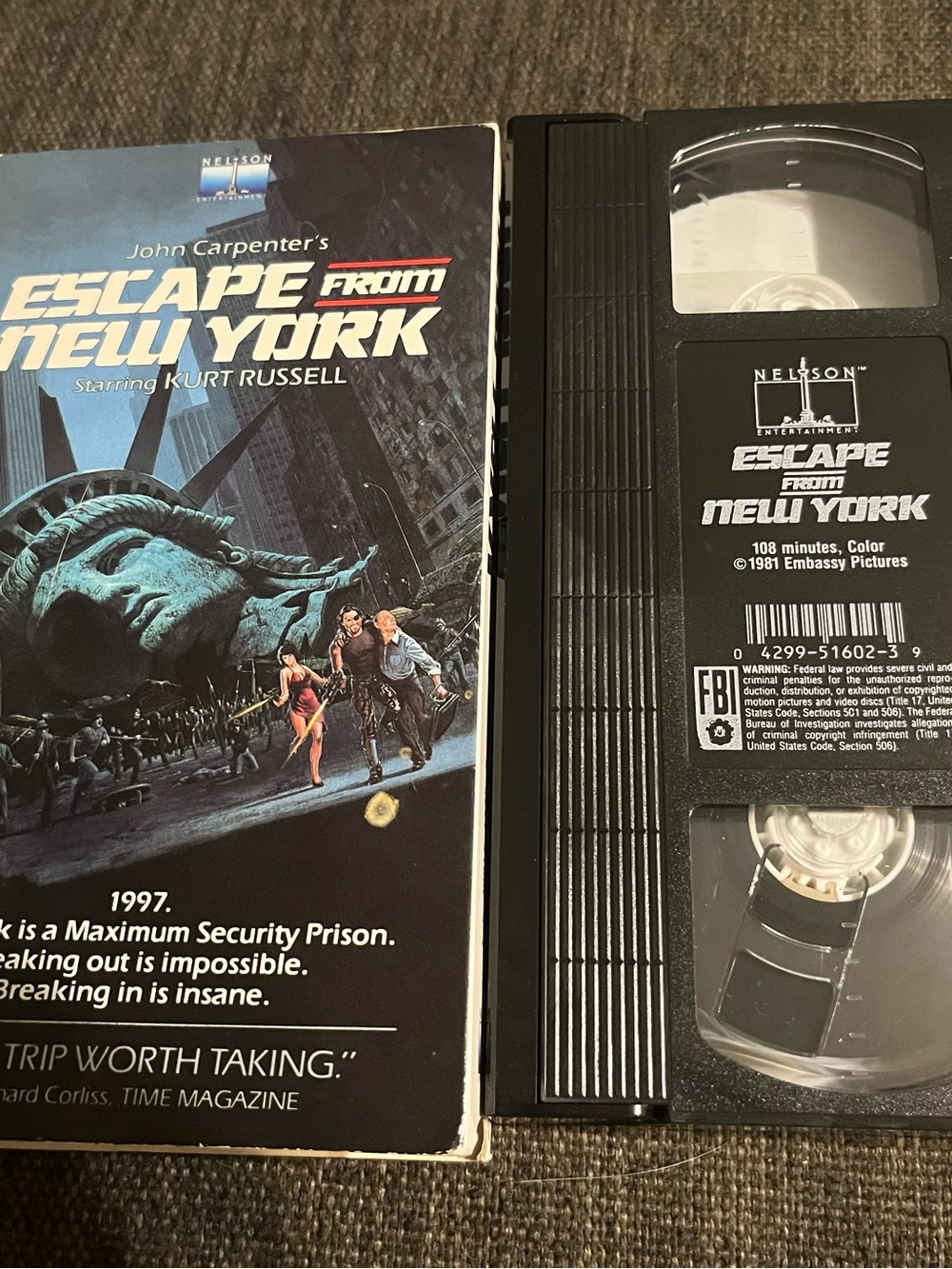 Escape from New York VHS 1987 Nelson John Carpenter Kurt Russell Snake Plissken